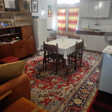 Anja Apartman Vlasi (Pirot)
